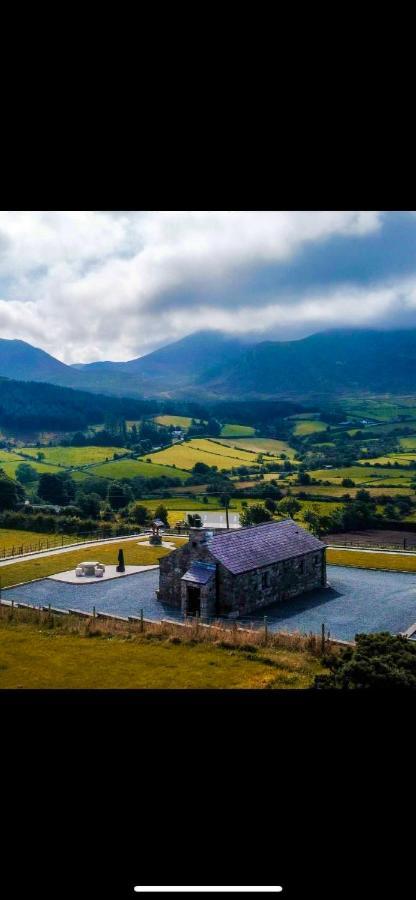 Tara's Hill Kilcoo